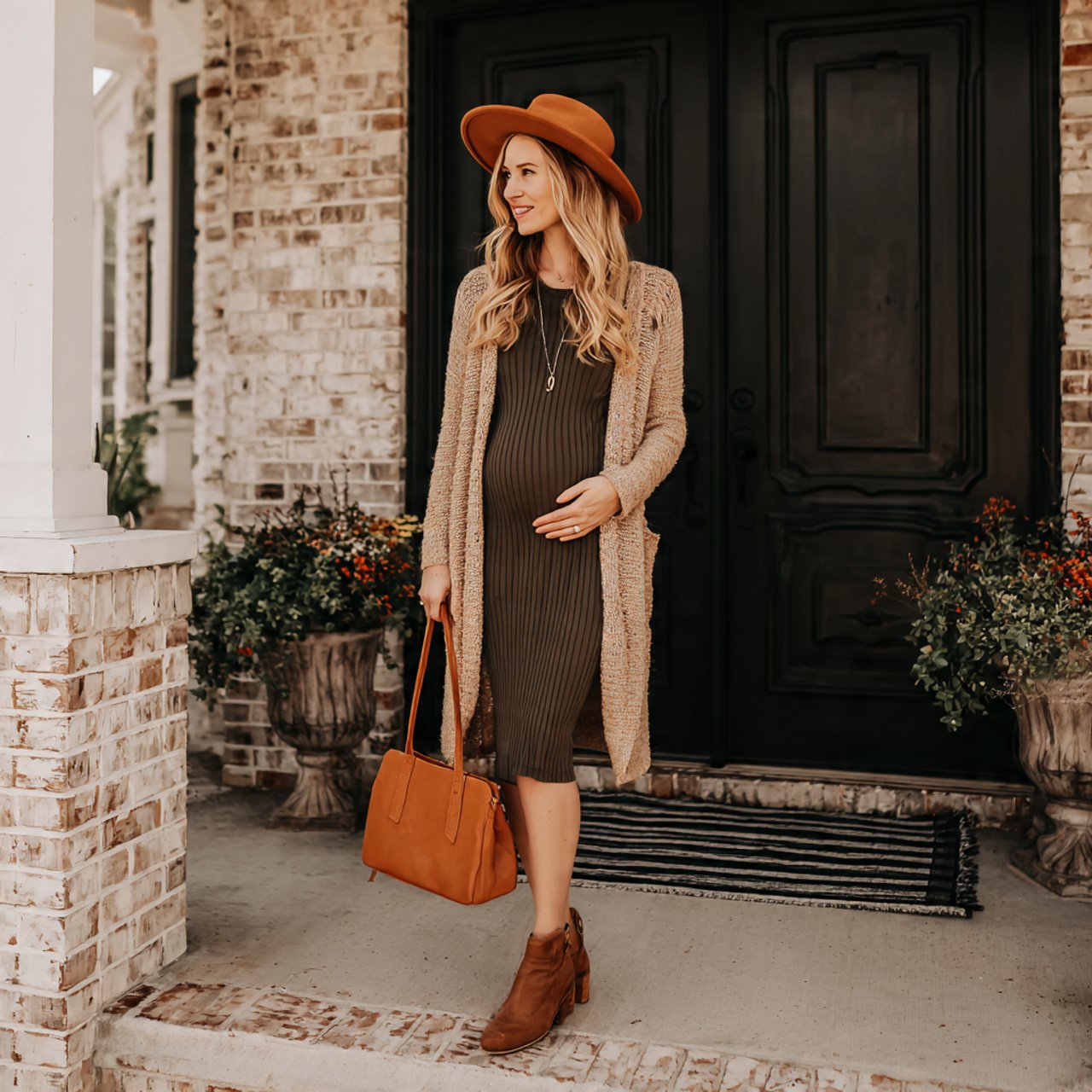 Cute Pregnancy Outfits: 17 Stylish Looks That Feel Comfortable, Flattering, and Easy to Wear 1 ribbed midi dress with long cardigancute pregnancy
