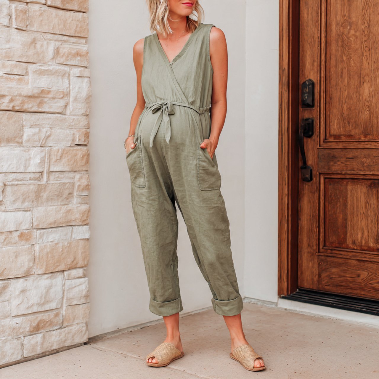 sleeveless jumpsuit with simple flatspregnancy out