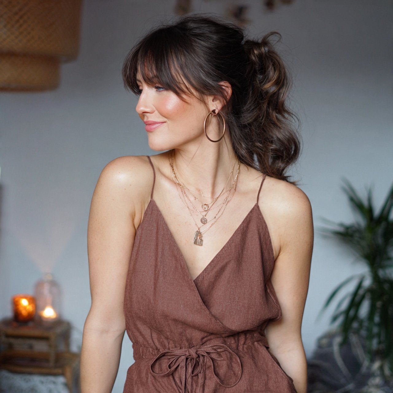 jumpsuit with minimal accessoriesmovie date night