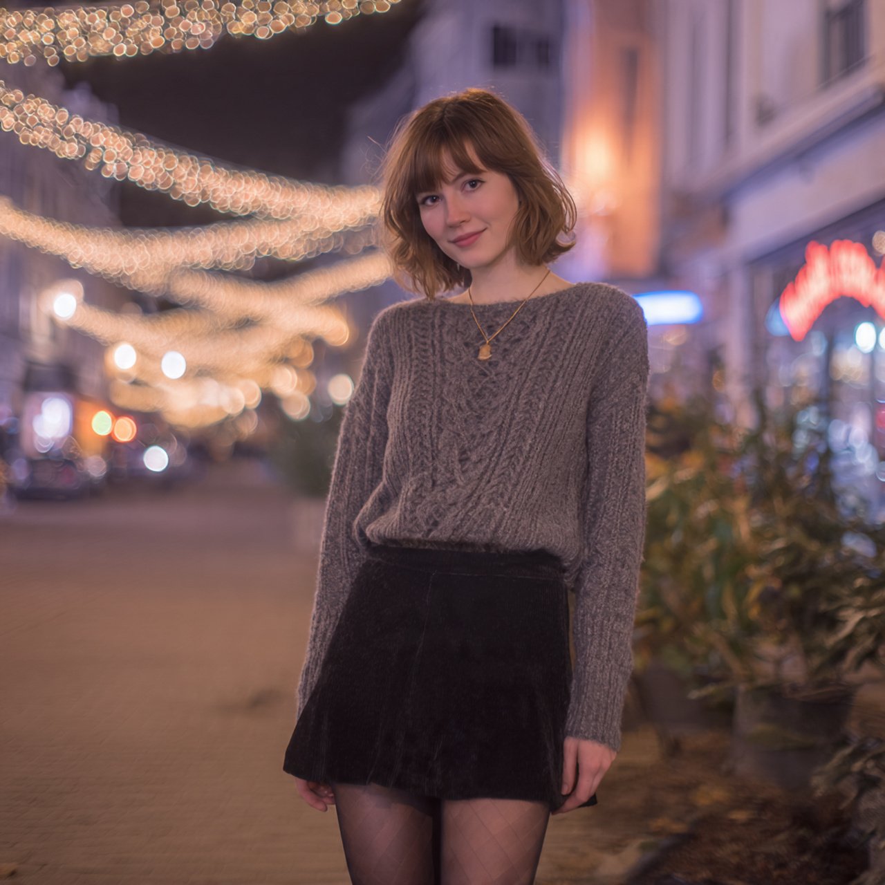 mini skirt with tights and a soft sweatermovie dat