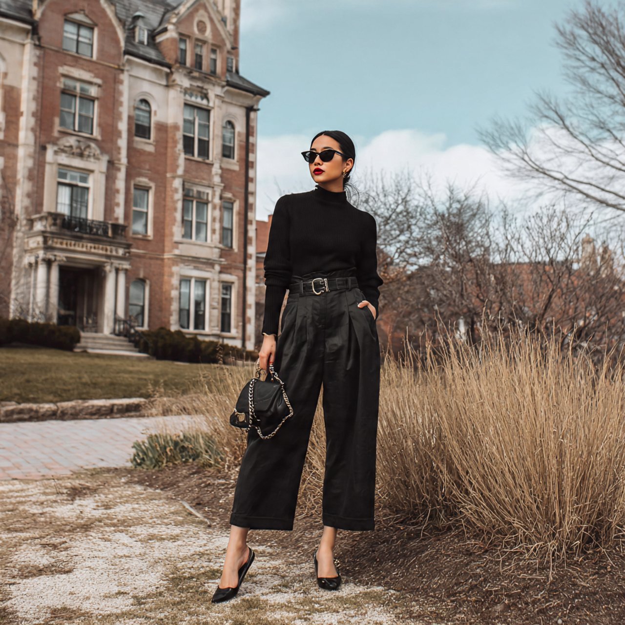 monochrome black in spring fabricsdate night outfi