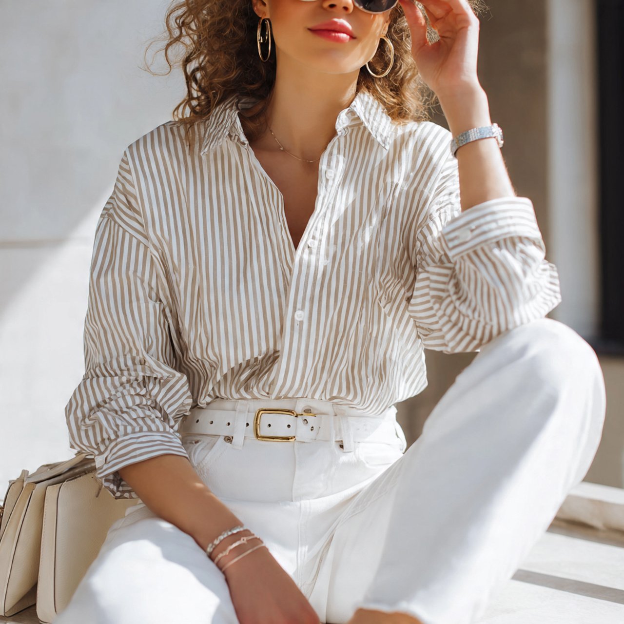 striped shirt with white wide leg jeanschic spring