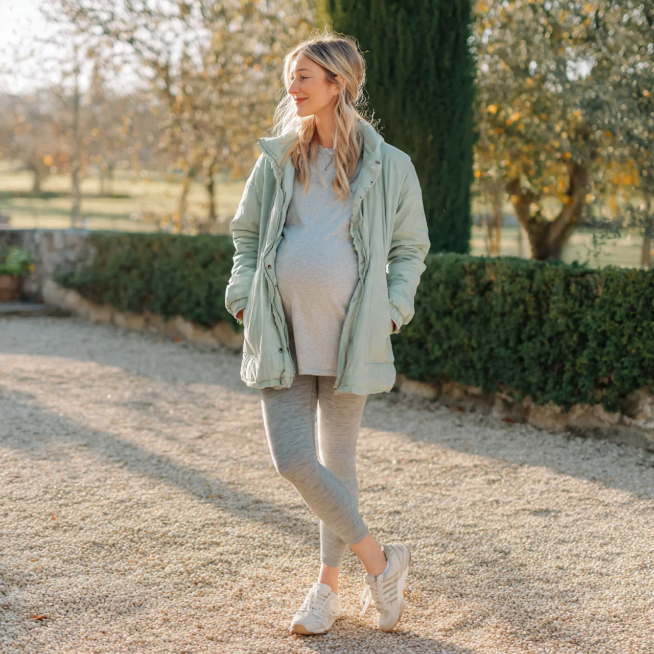 maternity leggings with longline tee and shirt jac